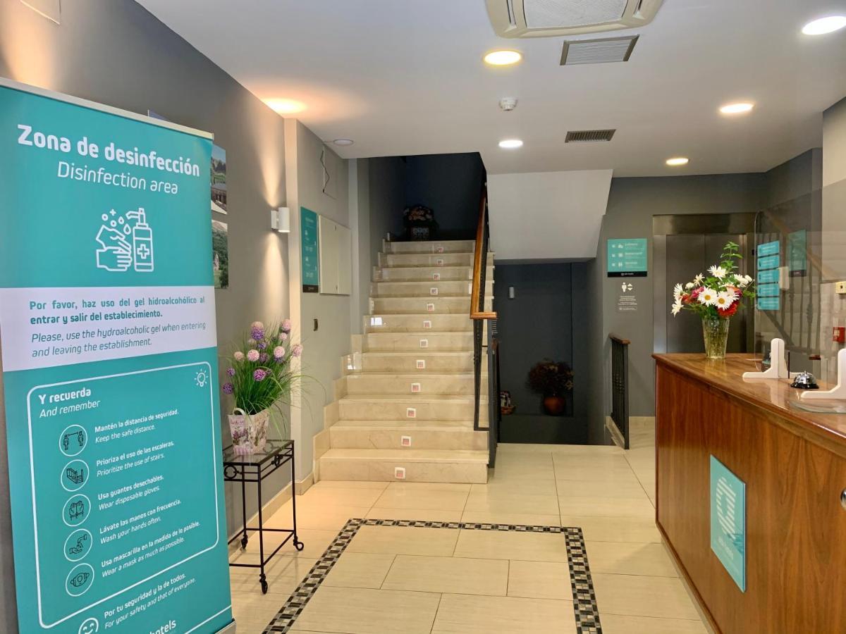 Hotel Los Templarios بونفيراذا المظهر الخارجي الصورة